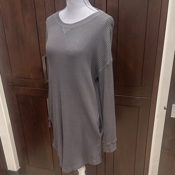 SALE !!! GAP Gray Waffle Knit Long Sleeve Dress. - Picture 4 of 10